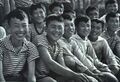 吉林延邊朝鮮族自治州崇善小學的孩子們。載於1972年1月《人民畫報》。