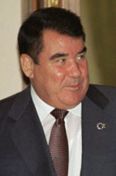 File:Saparmurat Niyazov in 2002.jpg