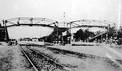 File:Old Zhengzhou Railway Station 1911.jpg