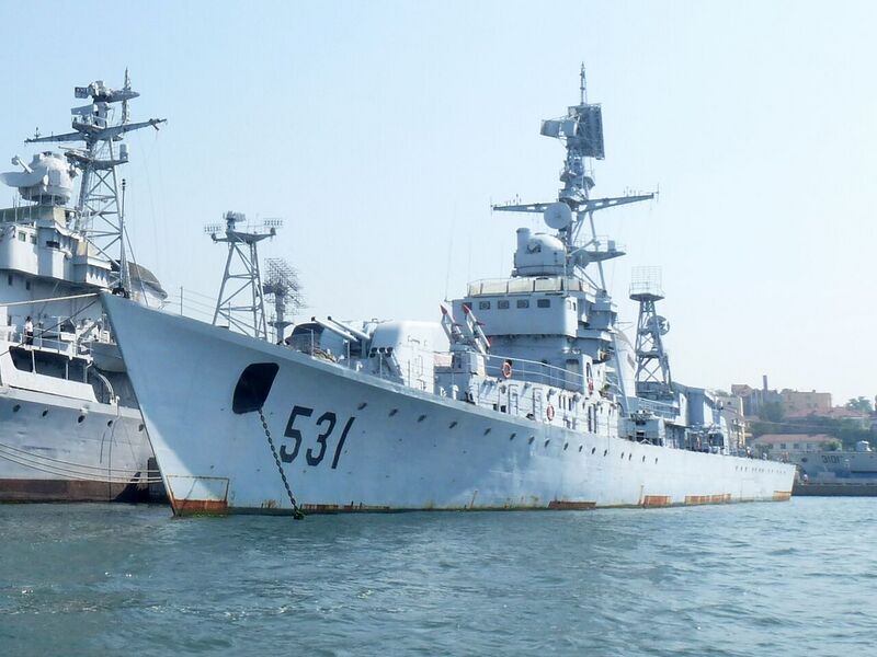 File:053K (531) frigate in Qingdao Chinese Navy Museum 2011.jpg