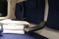 新型CRH2E卧铺车厢的坐卧两用床位
