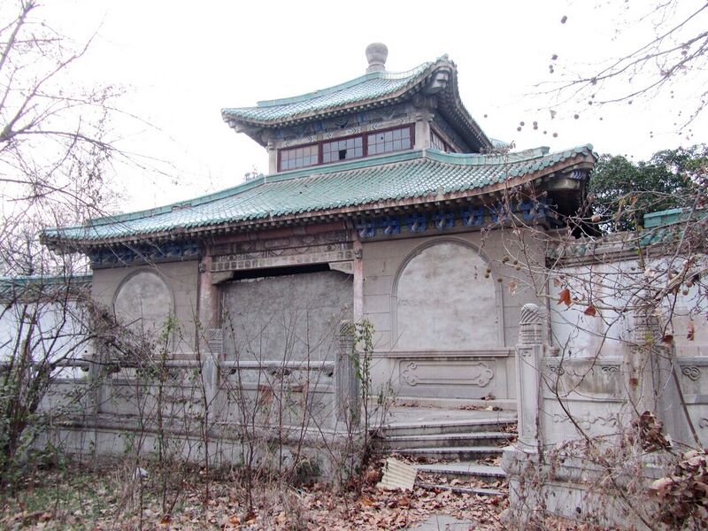 File:Former Post Office of Lingyuanxincun 2011-12.JPG