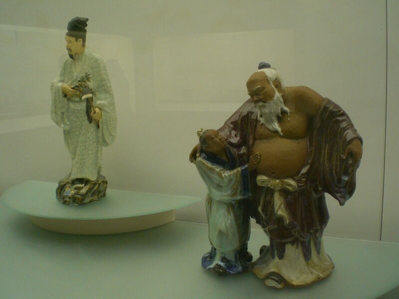 File:HK Museum of Art TST Figure 陶淵明 Tao Qian and son.JPG