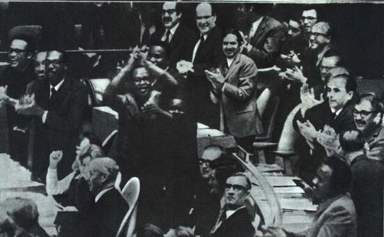 1971年10月，聯合國大會通過第2758號決議，恢復中華人民共和國在聯合國的合法權利