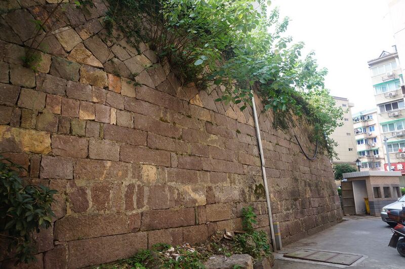 File:City wall of Xindeng 02 2018-09.jpg
