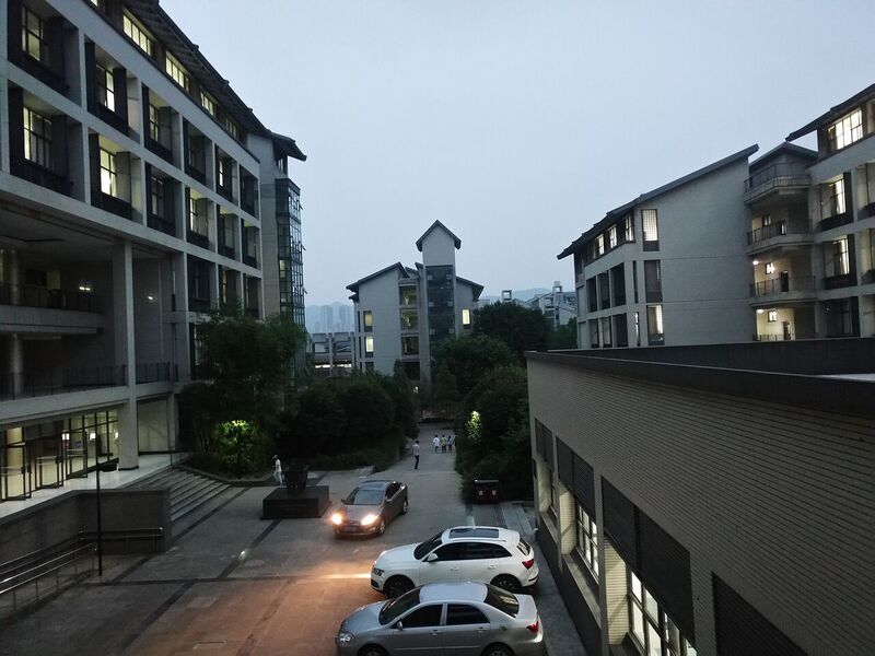 File:Night of the huaxi campus of Chongqing University of Technology 2016091902.jpg