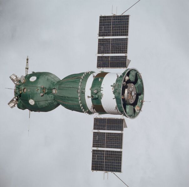 File:Soyuz 19 (Apollo Soyuz Test Project) spacecraft.jpg