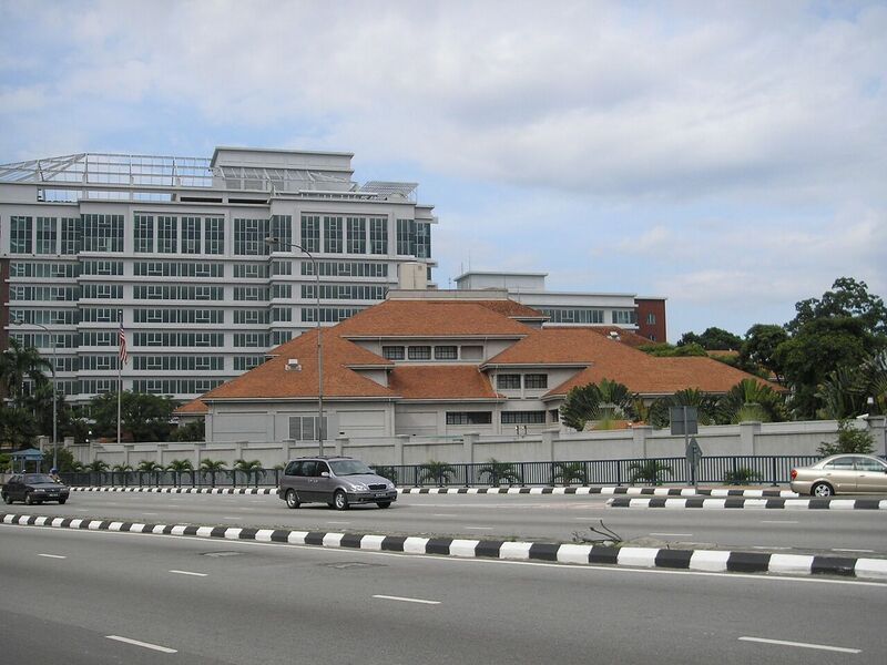 File:American Embassy Kuala Lumpur Dec. 2006 002.jpg
