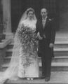 李爱悦和佛罗伦斯·麦肯奇于1934年在天津的结婚照
