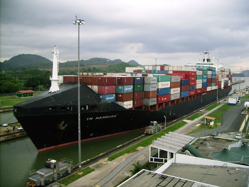 File:Canal de Panamá Mayo 2008 342.jpg