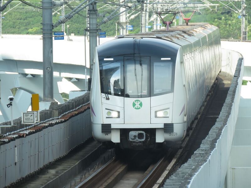 File:Shenzhen Metro Line 5 2015 A Stock.jpg