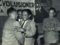 1965年彭真率團訪問印度尼西亞，與印度尼西亞共產黨總書記艾地擁抱