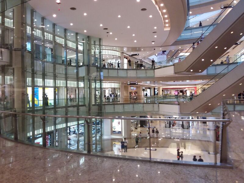 File:SZ 深圳 Shenzhen 羅湖區 Luohu 華潤萬象城 MixC mall August 2018 SSG interior 04 (1).jpg