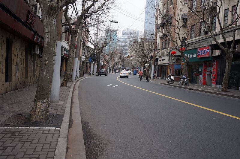 File:Yuyuan Rd. Shanghai.JPG