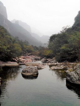 2014年10月，河南省新乡市八里沟的山水风景