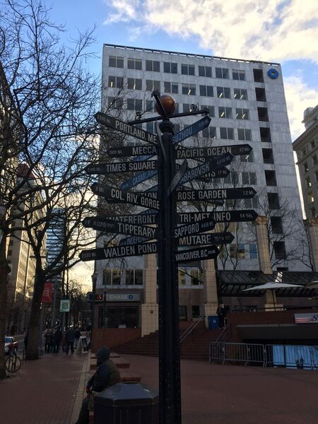 File:Mile post signs of sister cities at Pioneer Courthouse Square, Portland, Oregon.jpg