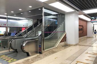 长虹公园站6号线站台（2021年10月）