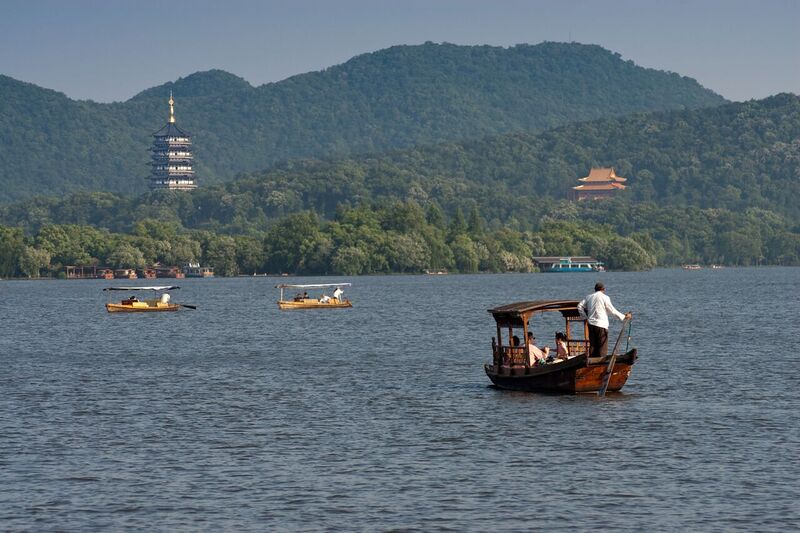 File:West Lake - Hangzhou, China.jpg