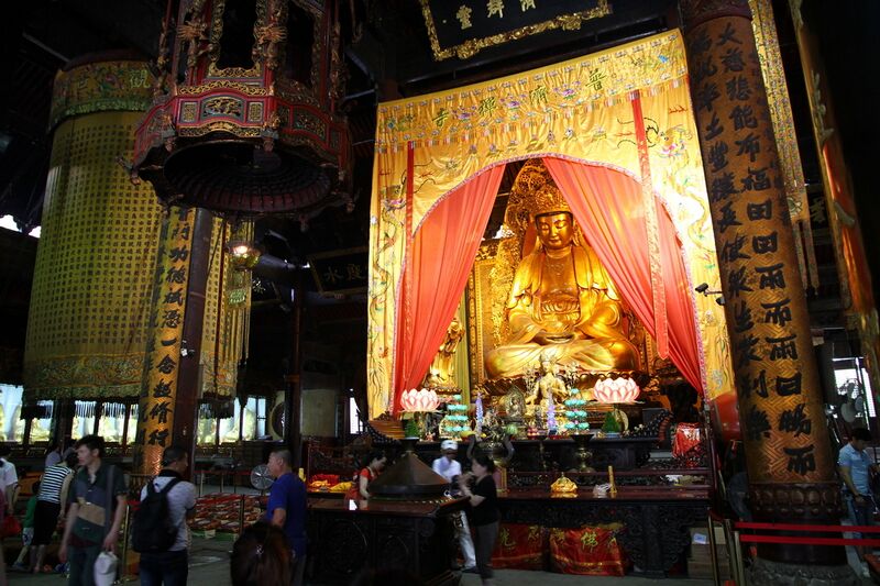 File:Statue of Buddha in Puji Temple on Putuo Shan island.JPG