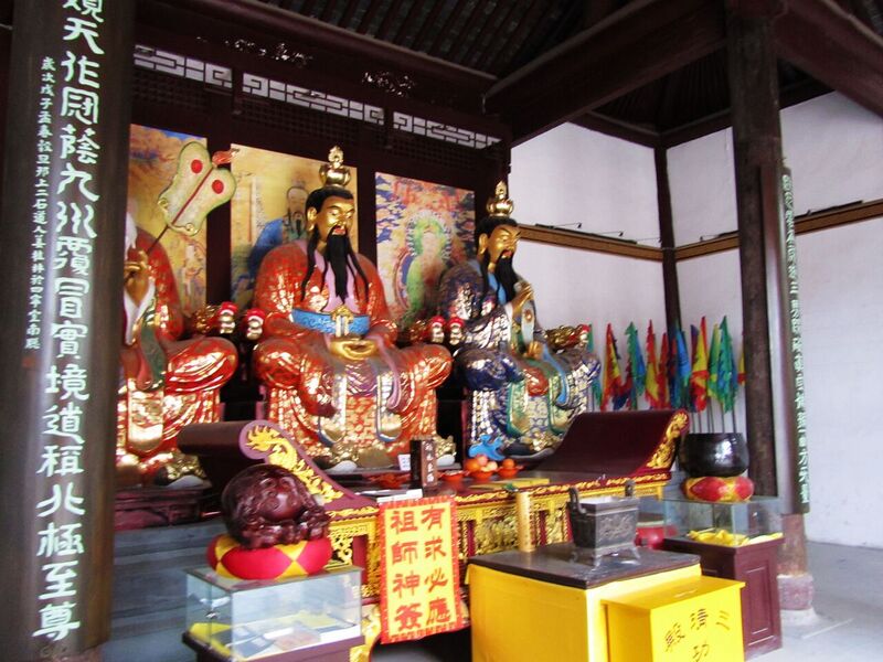 File:Zhen Wu Temple in Yangzhou 07 2011-04.JPG