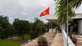从统一宫升起的越南国旗