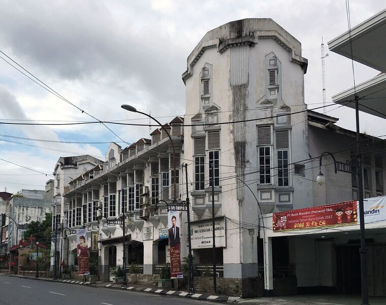 File:Former Varekamp & Co. bookstore and printing in Medan.jpg
