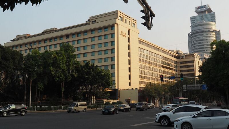 File:Guangzhou Oriental Hotel West Building.jpg