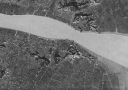 City of Haimenwei in 1970 by CORONA satellite.jpg